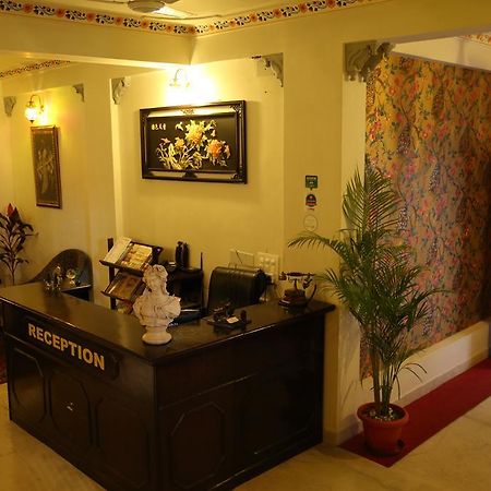 Hotel Lake Paradise Udaipur Eksteriør bilde