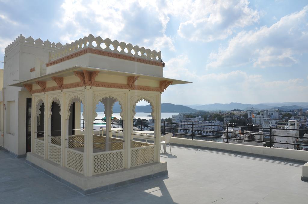 Hotel Lake Paradise Udaipur Eksteriør bilde