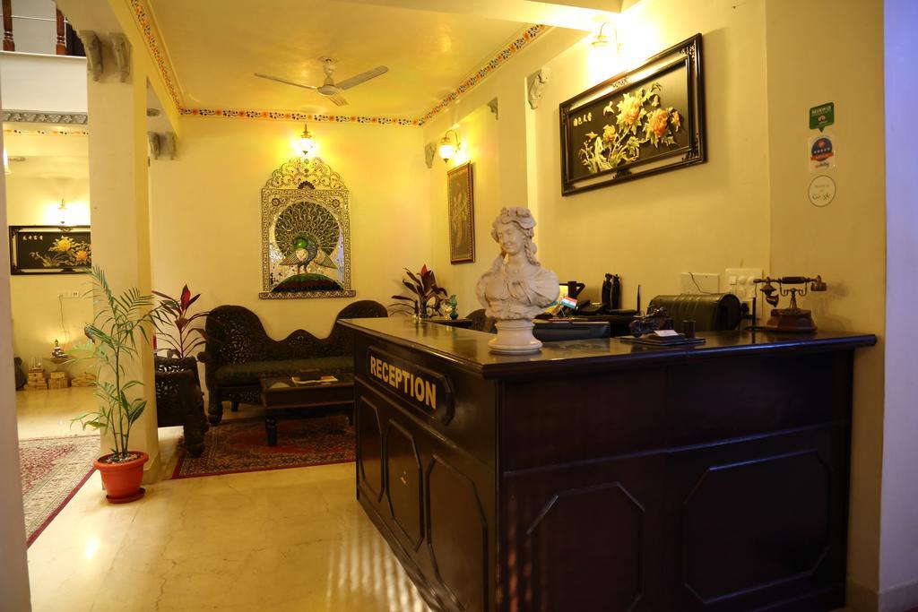 Hotel Lake Paradise Udaipur Eksteriør bilde