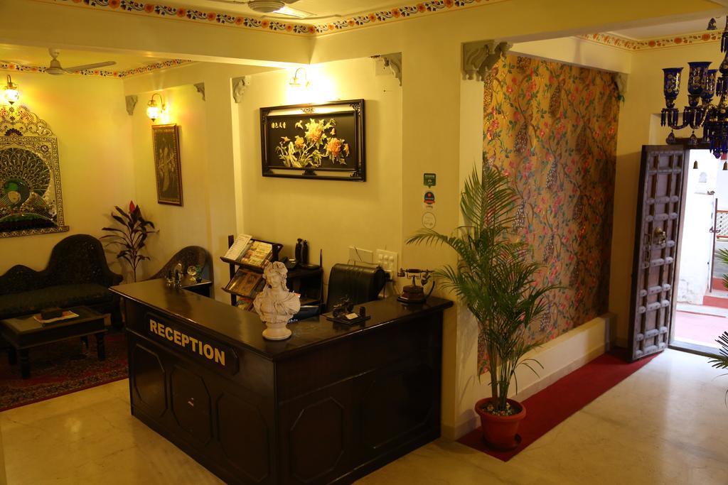 Hotel Lake Paradise Udaipur Eksteriør bilde