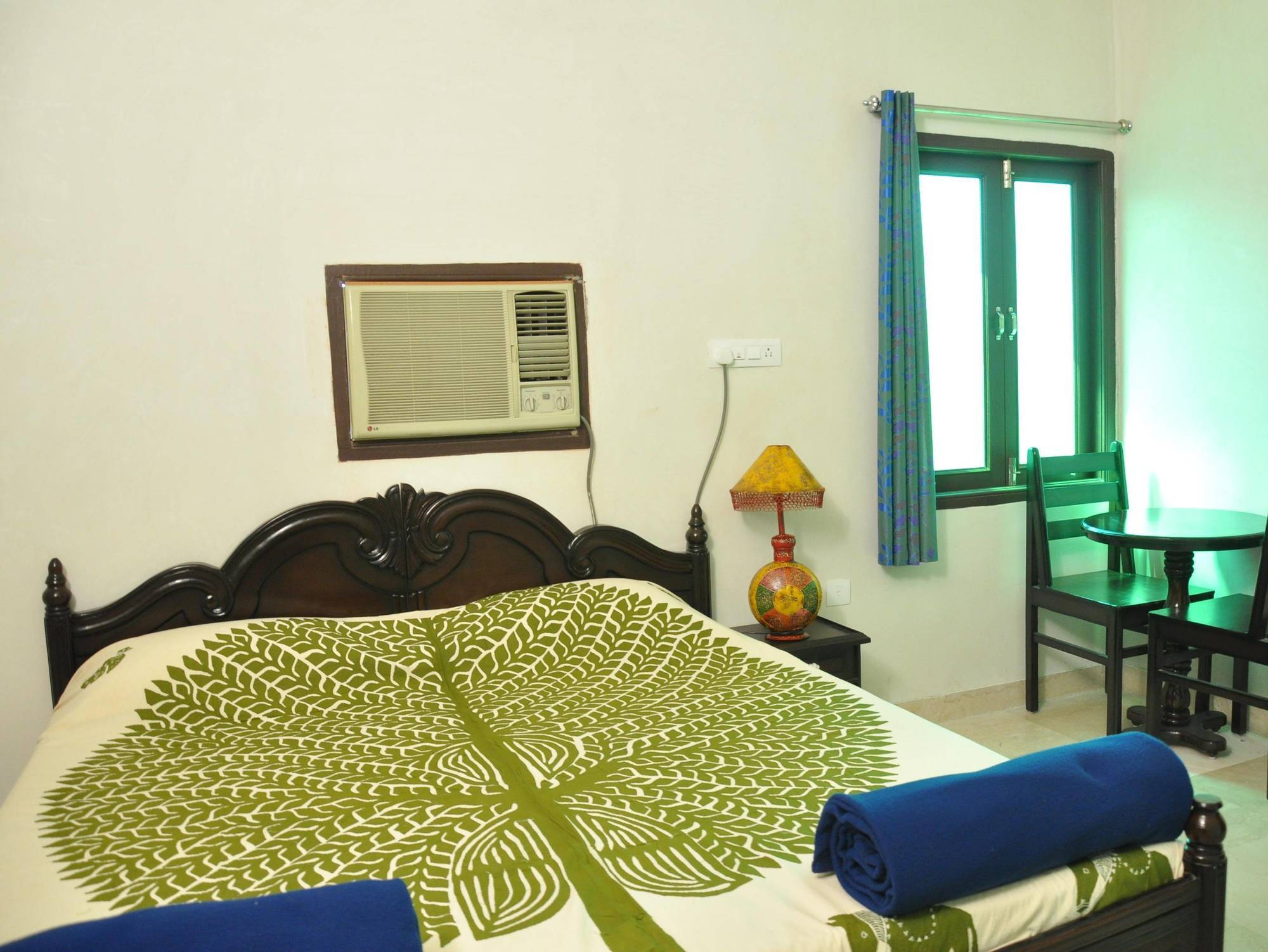 Hotel Lake Paradise Udaipur Eksteriør bilde